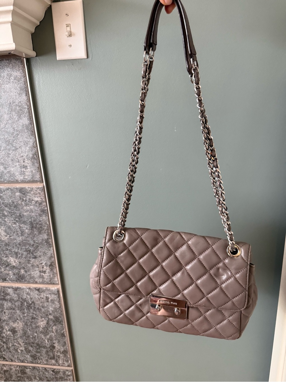 MICHAEL Michael Kors Quilted Shoulder Bag - Taupe Gray
